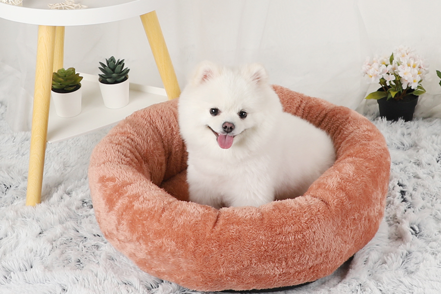 Orthopedic plush pet bed